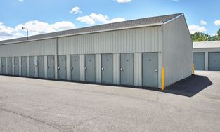 Storage Units at 1575 Hickory St NE in Salem, OR 97301 Storage Units at 1575 Hickory St NE in Salem, OR 97301